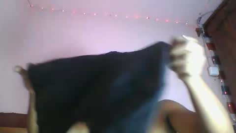Snapshot of asmiraa chatting on 04/20/26, 11:13 asmiraa online show from 04/20/26, 11:13