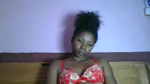 Snapshot of asmiraa chatting on 04/29/26, 05:52 asmiraa online show from 04/29/26, 05:52