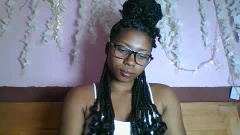 Snapshot of asmiraa chatting on 05/06/26, 06:57 asmiraa online show from 05/06/26, 06:57
