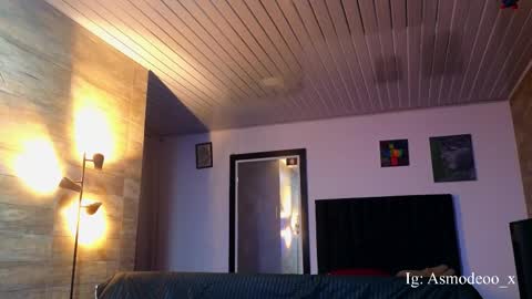 Snapshot of asmodeo_cox chatting on 04/25/26, 03:09 Asmodeo - online show from 04/25/26, 03:09