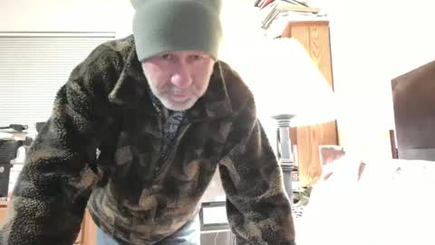 Snapshot of aspenleaf chatting on 02/26/25, 02:37 aspenleaf online show from 02/26/25, 02:37