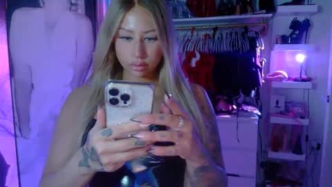 Snapshot of aspenmadden chatting on 01/13/25, 11:49 iwantaspen online show from 01/13/25, 11:49