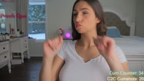 Snapshot of aspenwild chatting on 01/21/25, 04:58 Aspen Wild online show from 01/21/25, 04:58