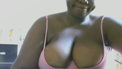 assplaybuttom online show from 12/21/25, 10:55