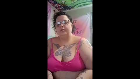 Snapshot of asserolee chatting on 02/13/26, 02:57 Cassie online show from 02/13/26, 02:57