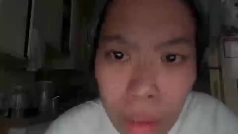 Snapshot of assert32 chatting on 11/28/25, 12:46 Patty online show from 11/28/25, 12:46