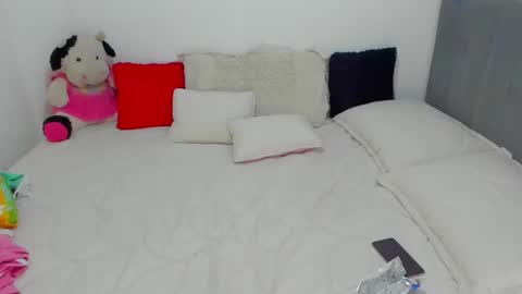 instagramsoofiaa giraldo online show from 01/25/25, 11:11