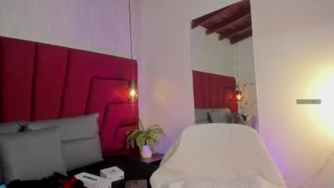 Snapshot of asshley_cute chatting on 07/07/26, 07:40 instagramsoofiaa giraldo online show from 07/07/26, 07:40