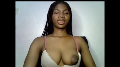 Snapshot of assy_ebony chatting on 04/27/26, 09:24 Lily online show from 04/27/26, 09:24