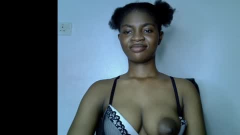 Snapshot of assy_ebony chatting on 05/13/26, 09:22 Lily online show from 05/13/26, 09:22
