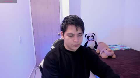 Snapshot of asta_kuro chatting on 04/15/26, 06:20 Asta Kuno online show from 04/15/26, 06:20