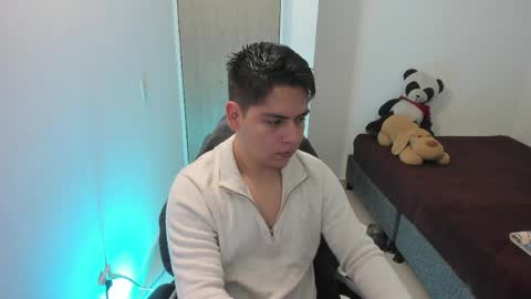 Snapshot of asta_kuro chatting on 05/01/26, 03:55 Asta Kuno online show from 05/01/26, 03:55