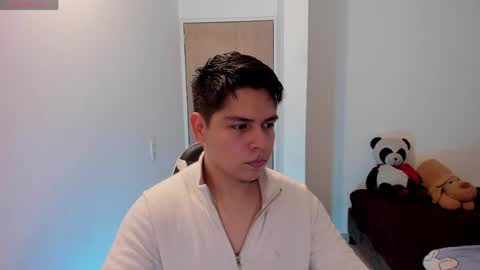 Snapshot of asta_kuro chatting on 05/09/26, 03:01 Asta Kuno online show from 05/09/26, 03:01