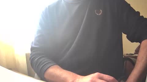 Snapshot of astelover chatting on 01/06/25, 02:14 astelover online show from 01/06/25, 02:14