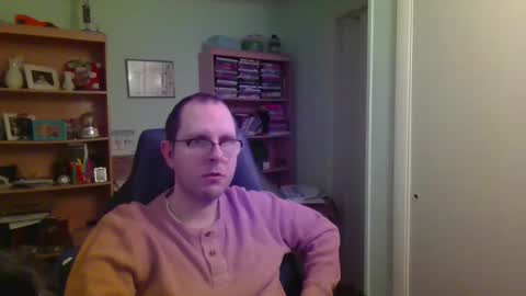 Snapshot of astg94 chatting on 12/18/25, 01:44 Andrew or Smiley Read the message in bold above the bio design for info on the situation. online show from 12/18/25, 01:44