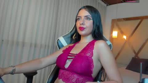 Astra Glows Cam online show from 04/15/26, 11:50