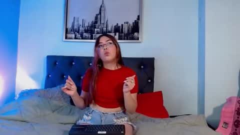 Snapshot of astra_queen chatting on 03/10/26, 07:41 Astra online show from 03/10/26, 07:41