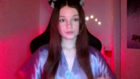 astradream_ online show from 11/27/25, 12:46