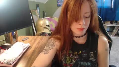 AstraeaSiren online show from 05/04/26, 05:42