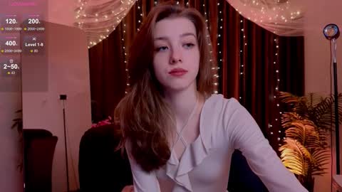 Snapshot of astramist chatting on 12/21/25, 01:29 astramist online show from 12/21/25, 01:29