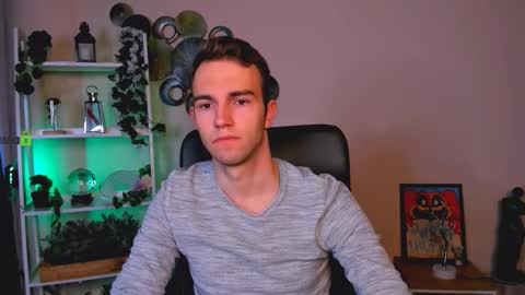 astren online show from 03/16/26, 06:39