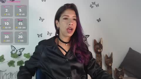 Astrid online show from 04/28/26, 07:02