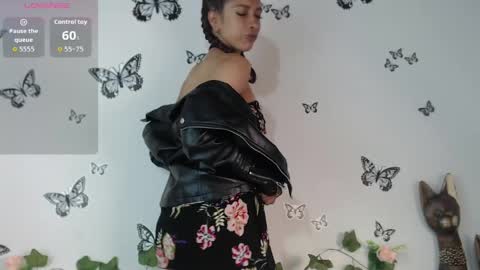 Astrid online show from 04/29/26, 05:30