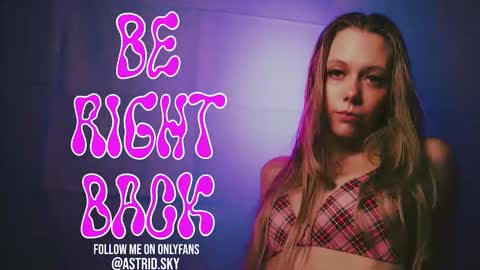 Astrid Sky online show from 01/18/26, 12:58