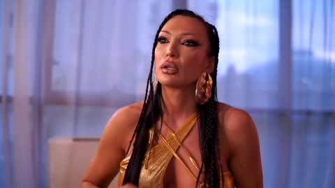 Astrid online show from 05/12/26, 03:03