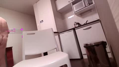 Franck online show from 02/05/25, 08:04