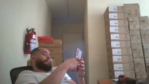 Snapshot of astro_boy_01 chatting on 11/11/25, 09:48 astro_boy_01 online show from 11/11/25, 09:48