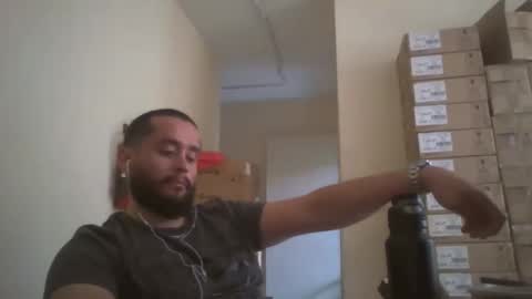 Snapshot of astro_boy_01 chatting on 12/02/25, 09:32 astro_boy_01 online show from 12/02/25, 09:32