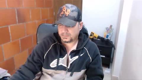 Snapshot of astton_nick chatting on 01/11/25, 03:44 Nick Astton online show from 01/11/25, 03:44