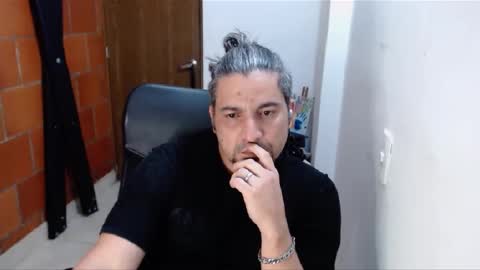 Snapshot of astton_nick chatting on 03/07/25, 06:13 Nick Astton online show from 03/07/25, 06:13