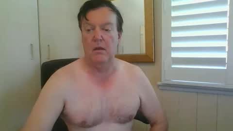 Snapshot of astute008 chatting on 11/27/25, 11:51 astute008 online show from 11/27/25, 11:51