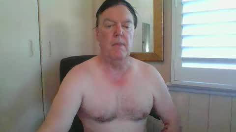 Snapshot of astute008 chatting on 12/05/25, 06:22 astute008 online show from 12/05/25, 06:22