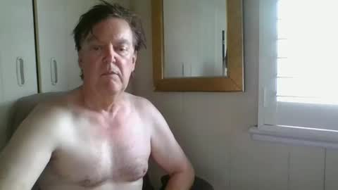 Snapshot of astute008 chatting on 02/04/26, 06:52 astute008 online show from 02/04/26, 06:52