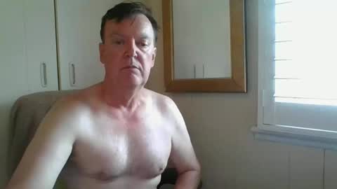 Snapshot of astute008 chatting on 02/12/26, 11:55 astute008 online show from 02/12/26, 11:55