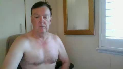 Snapshot of astute008 chatting on 02/13/26, 09:33 astute008 online show from 02/13/26, 09:33