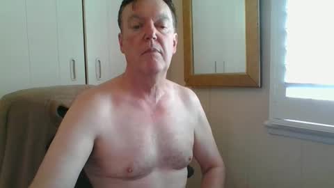 Snapshot of astute008 chatting on 03/03/26, 12:50 astute008 online show from 03/03/26, 12:50