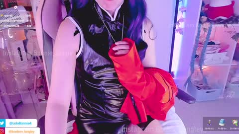 Bonnie online show from 01/25/25, 12:17