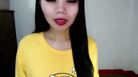 Snapshot of asuna_charming chatting on 10/25/25, 05:08 asuna_charming online show from 10/25/25, 05:08