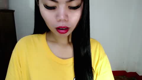 Snapshot of asuna_charming chatting on 10/26/25, 04:02 asuna_charming online show from 10/26/25, 04:02