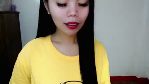 Snapshot of asuna_charming chatting on 11/01/25, 08:16 asuna_charming online show from 11/01/25, 08:16