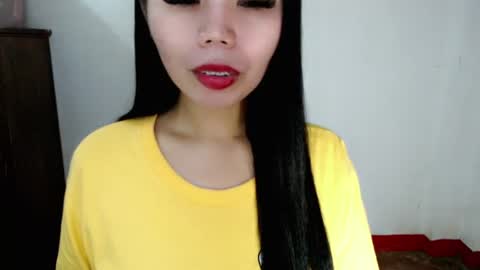 Snapshot of asuna_charming chatting on 11/04/25, 06:23 asuna_charming online show from 11/04/25, 06:23