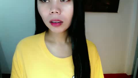 Snapshot of asuna_charming chatting on 12/02/25, 05:57 asuna_charming online show from 12/02/25, 05:57