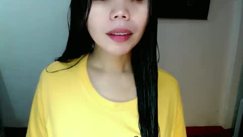 Snapshot of asuna_charming chatting on 12/05/25, 06:11 asuna_charming online show from 12/05/25, 06:11