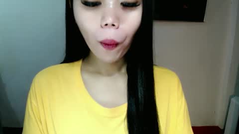 Snapshot of asuna_charming chatting on 12/14/25, 05:02 asuna_charming online show from 12/14/25, 05:02