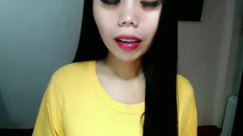 Snapshot of asuna_charming chatting on 12/22/25, 05:15 asuna_charming online show from 12/22/25, 05:15