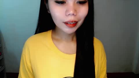 Snapshot of asuna_charming chatting on 02/14/26, 06:10 asuna_charming online show from 02/14/26, 06:10